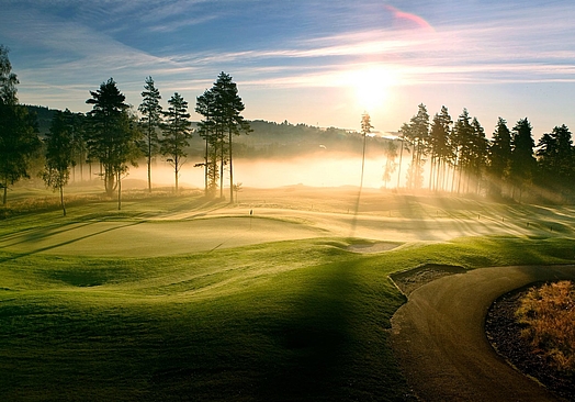 Hills Golf & Sports Club